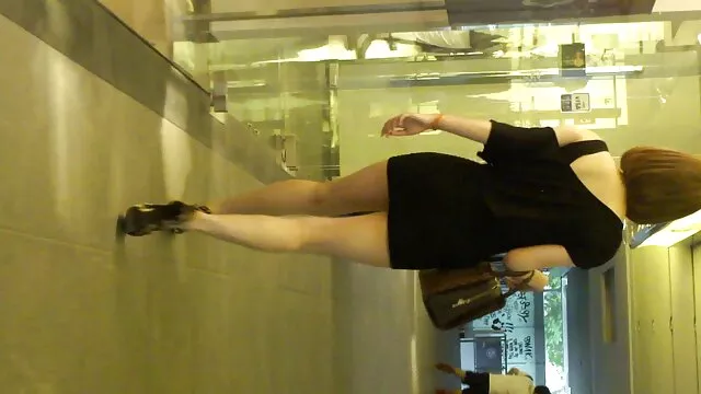 Une étudiante en belle culotte baise avec porno les chinois un professeur