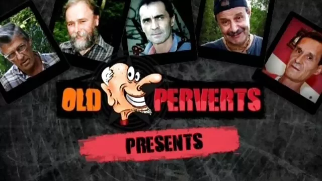 Salope se fait chinois porno sodomiser et se fait double pénétrer