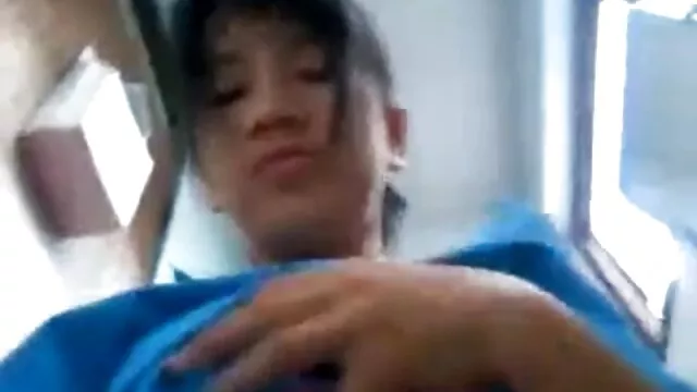 Deux beaux bisexuels baisent bus chinois porno un ami et se font sodomiser