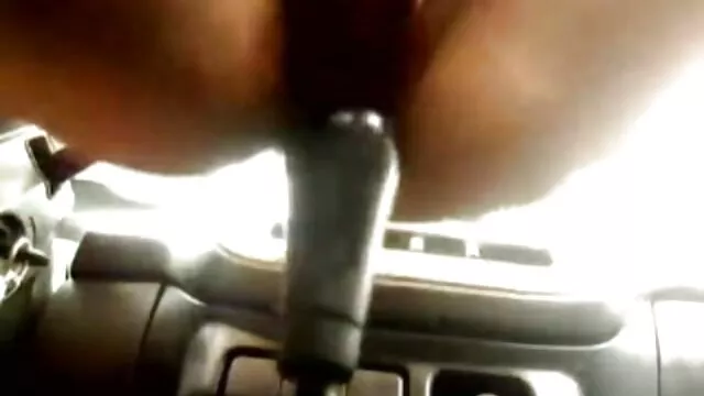 Les bas noirs sont le sommet de l'érotisme et de la débauche vulgaire. Et surtout quand ils sont portés sur des jambes adorables, qui sont volontiers écartées, laissant place à l'action sexuelle porno des chinois au propriétaire d'un pénis merveilleux