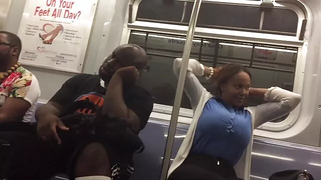 La fille a été invitée à un casting dans un appartement séparé, et au porno chinois massage lieu de se produire devant le jury, la bite d'un homme a été mise dans sa bouche et forcée de sucer!