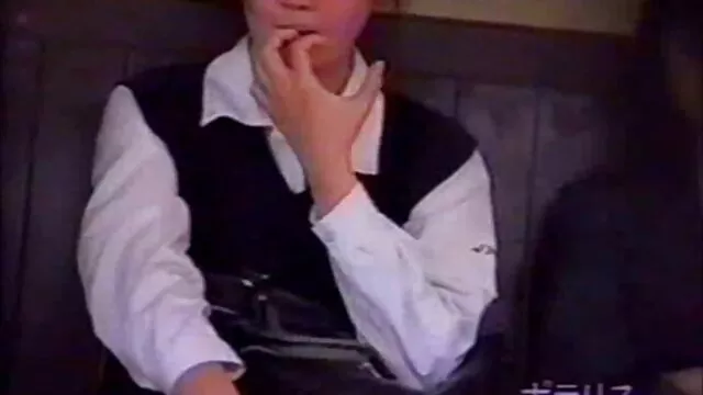 La belle brune chinoiseporno sexy Adriana Chechik se fait baiser en anal