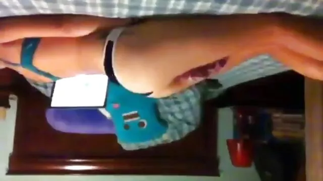 Britney chinois porn suce le sperme de nombreuses bites