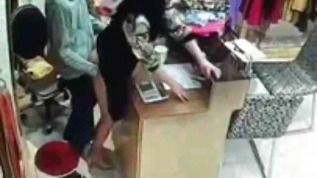 Jolie, seins, avec site de porno chinois un cul élastique et une chatte poilue, mais cela ne suffit pas, le producteur doit s'assurer que la fille sait baiser cool et magnifiquement